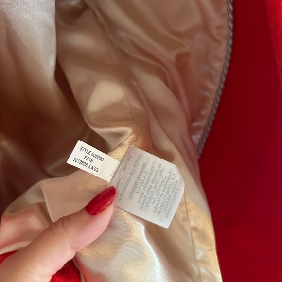 J Crew Cacoon Italian stadium wool coat. Looks brand new !! Christmas time!! - Picture 10 of 11